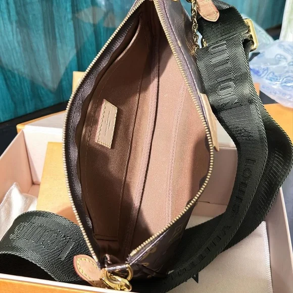 Louis Vuitton Multi Pochette Accessoires - Picture 5 of 12